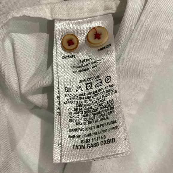 2XL Ted Baker London Woman’s Button Down Dress Shirt - White with red accents - Picture 10 of 15
